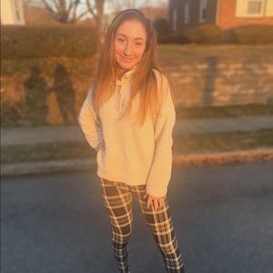 Meet your Posher, Madi